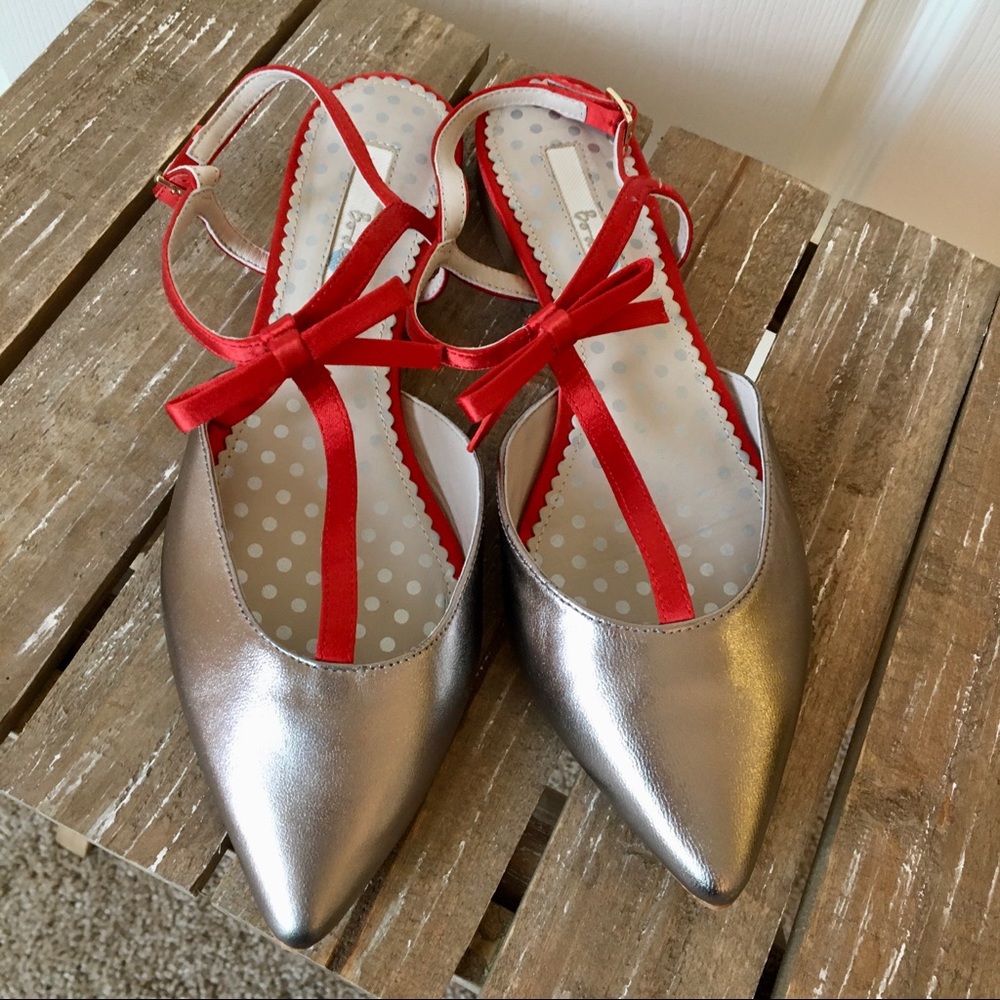 Boden Metallic Silver Pointed Toe Flats with Red Bow Straps
